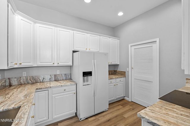 412 Sierra Leaf Circle, Reno, NV 89511