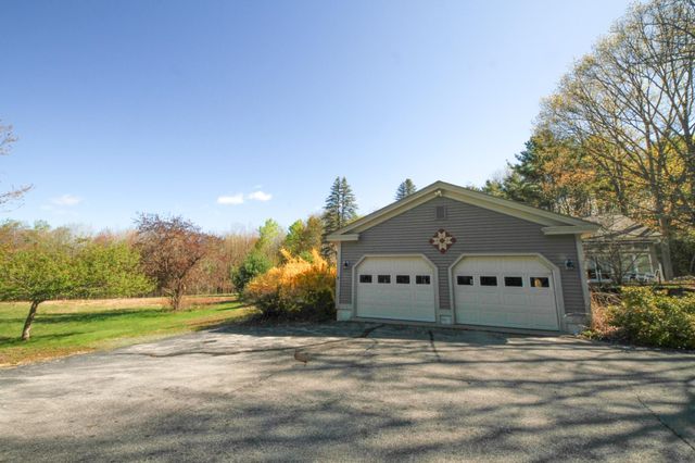 13 Federal Corner Road, Tuftonboro, NH 03816