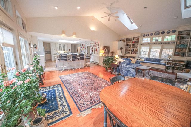 13 Federal Corner Road, Tuftonboro, NH 03816