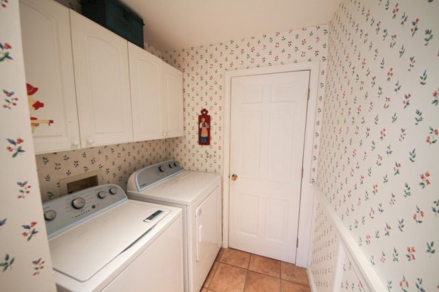 13 Federal Corner Road, Tuftonboro, NH 03816