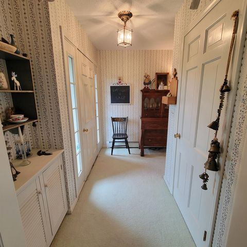 13 Federal Corner Road, Tuftonboro, NH 03816