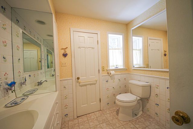 13 Federal Corner Road, Tuftonboro, NH 03816