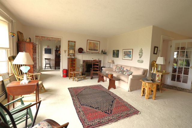 13 Federal Corner Road, Tuftonboro, NH 03816