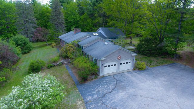 13 Federal Corner Road, Tuftonboro, NH 03816