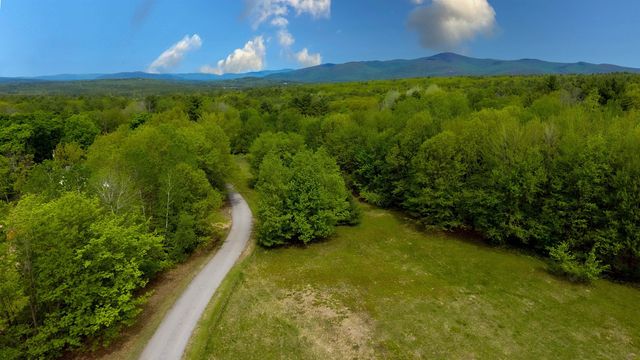 13 Federal Corner Road, Tuftonboro, NH 03816