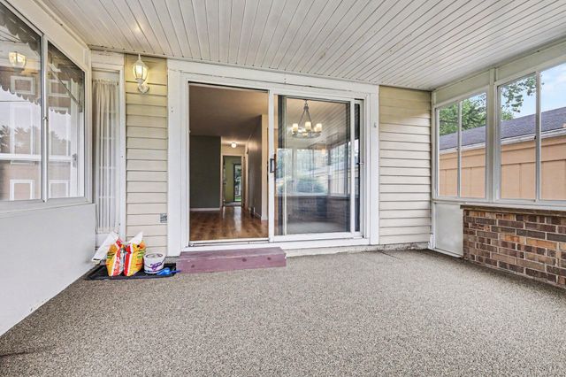 689 Carriage Lane, Georgetown Twp, MI 49428
