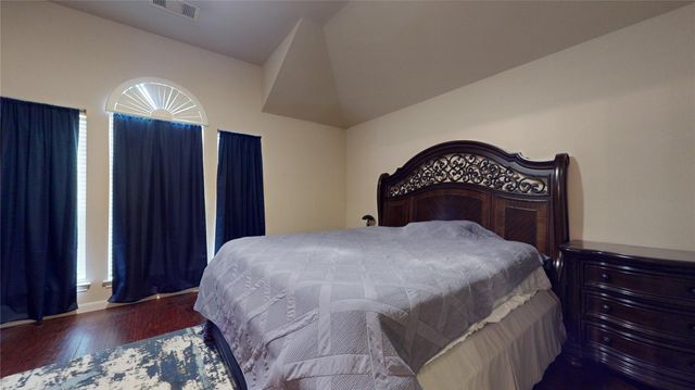 14851 Tuttle Point Drive, Houston, TX 77082
