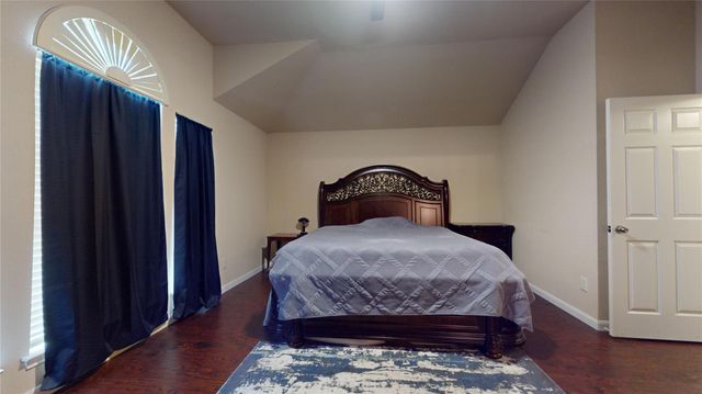 14851 Tuttle Point Drive, Houston, TX 77082
