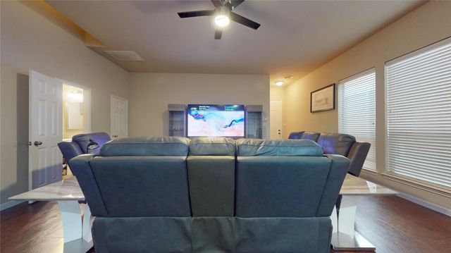 14851 Tuttle Point Drive, Houston, TX 77082