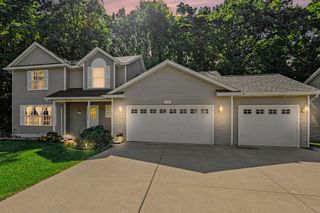 315 Abbington Circle, Battle Creek, MI 49015