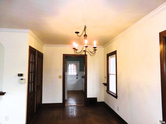 2316 EAST Street, Davenport, IA 52803