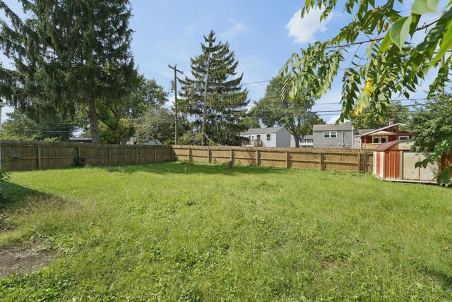 3723 Capistrano Way, Grove City, OH 43123