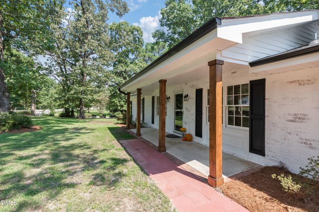 100 E Merlin Drive, Knightdale, NC 27545