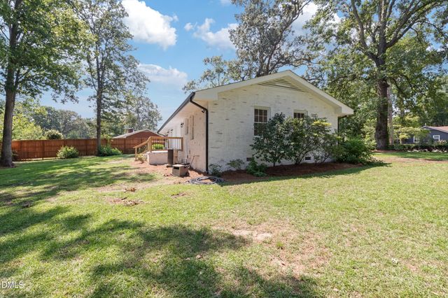 100 E Merlin Drive, Knightdale, NC 27545