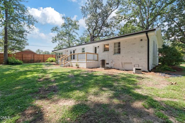 100 E Merlin Drive, Knightdale, NC 27545