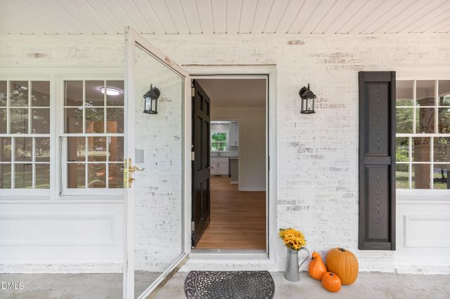 100 E Merlin Drive, Knightdale, NC 27545