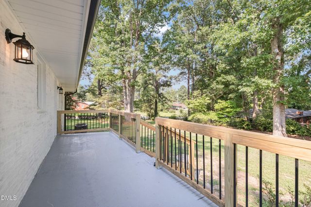 100 E Merlin Drive, Knightdale, NC 27545