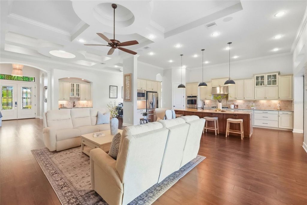 Image 11 of property listing at 13309 MALACHITE DRIVE, Bradenton, FL 34211