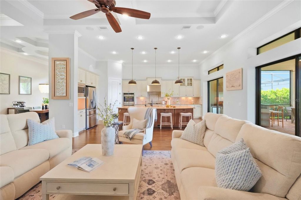 Image 12 of property listing at 13309 MALACHITE DRIVE, Bradenton, FL 34211