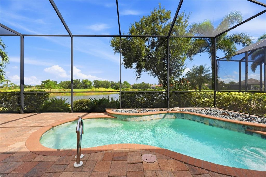Image 39 of property listing at 13309 MALACHITE DRIVE, Bradenton, FL 34211