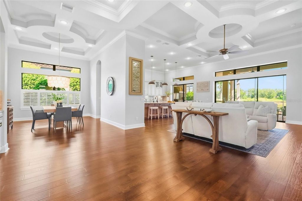 Image 5 of property listing at 13309 MALACHITE DRIVE, Bradenton, FL 34211