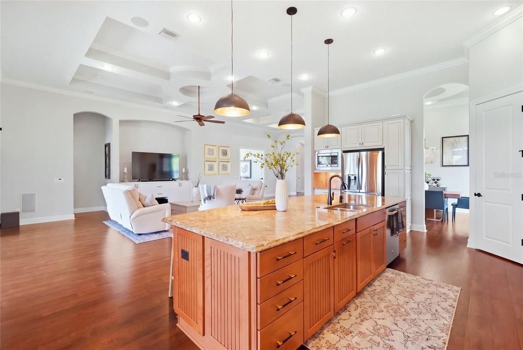 Image 10 of property listing at 13309 MALACHITE DRIVE, Bradenton, FL 34211