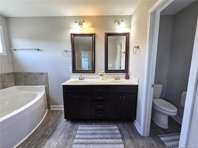 1735 Cherry Point Drive, Fayetteville, NC 28306