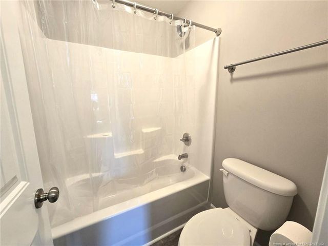 1735 Cherry Point Drive, Fayetteville, NC 28306