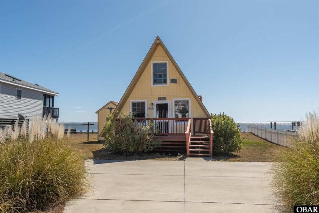 Image 1 of property listing at 709 Harbour View Drive Lot 14, Kill Devil Hills, NC 27948