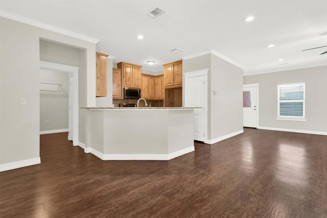 105 Ashlyn Court, Whitesboro, TX 76273