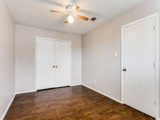 121 Allencrest Drive, White Settlement, TX 76108