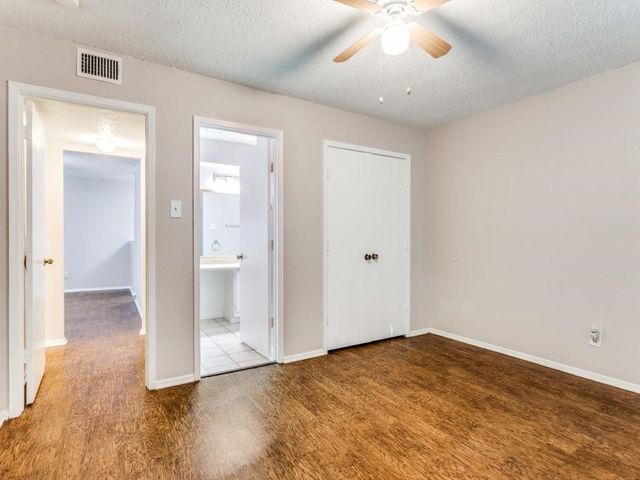 121 Allencrest Drive, White Settlement, TX 76108
