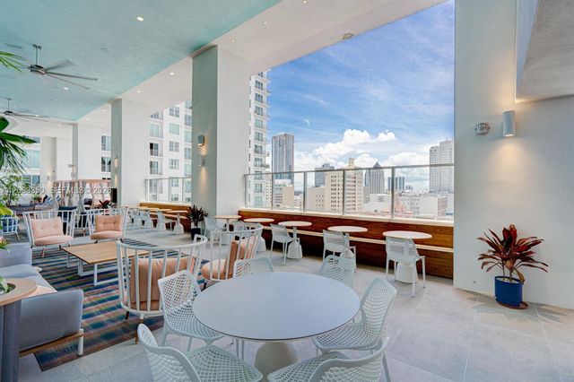 227 NE 2nd Street 2500, Miami, FL 33132