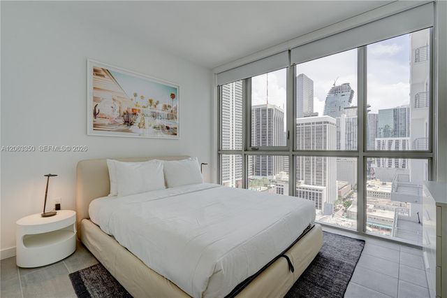 227 NE 2nd Street 2500, Miami, FL 33132