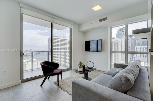227 NE 2nd Street 2500, Miami, FL 33132