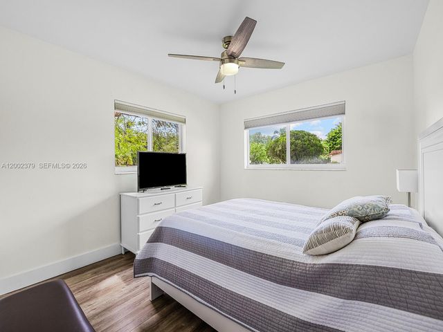 7495 SW 73rd Ter, Miami, FL 33143