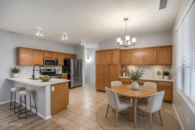3802 W FALLEN LEAF Lane, Glendale, AZ 85310