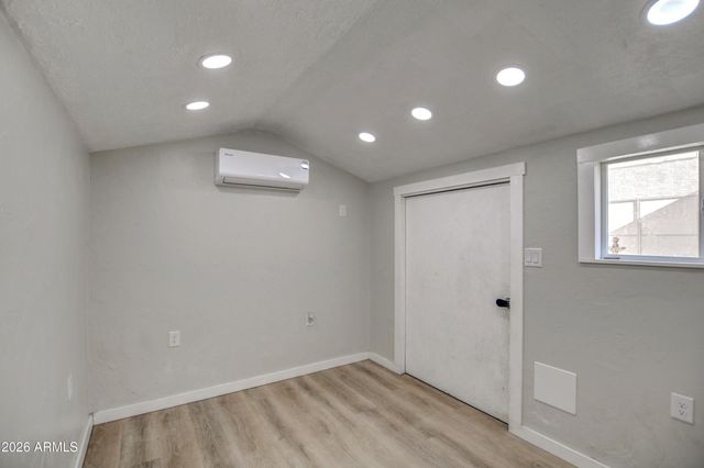3802 W FALLEN LEAF Lane, Glendale, AZ 85310
