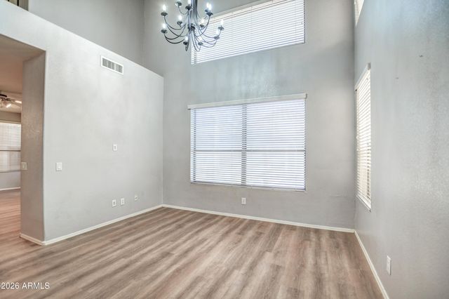 3802 W FALLEN LEAF Lane, Glendale, AZ 85310