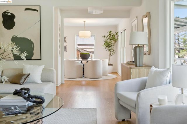 1841 Carter St, Oakland, CA 94602
