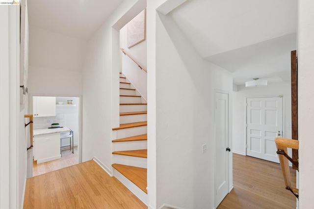 1841 Carter St, Oakland, CA 94602