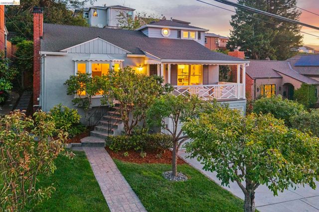 1841 Carter St, Oakland, CA 94602