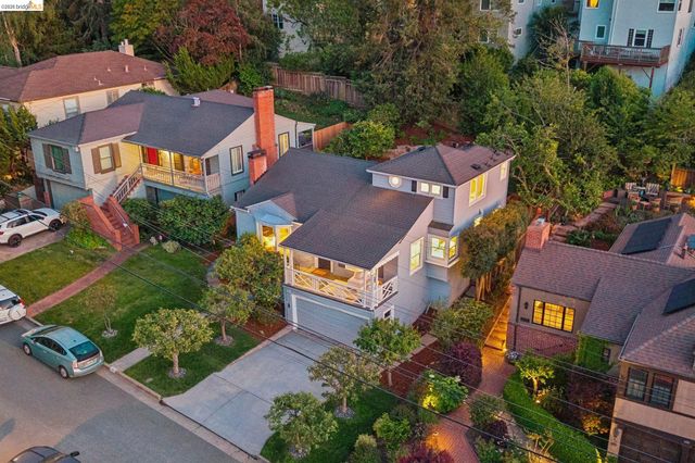 1841 Carter St, Oakland, CA 94602