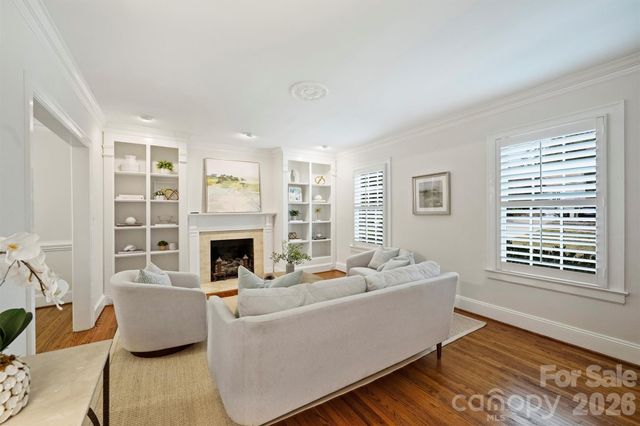 2220 Colony Road, Charlotte, NC 28209