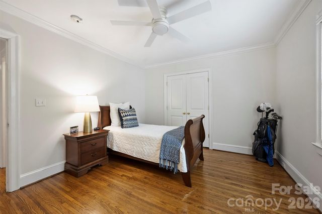 2220 Colony Road, Charlotte, NC 28209