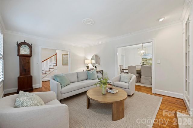 2220 Colony Road, Charlotte, NC 28209