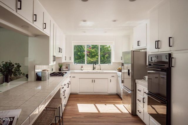 1630 Torcida Drive, La Canada Flintridge, CA 91011