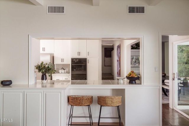 1630 Torcida Drive, La Canada Flintridge, CA 91011