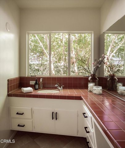 1630 Torcida Drive, La Canada Flintridge, CA 91011