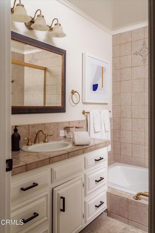 1630 Torcida Drive, La Canada Flintridge, CA 91011